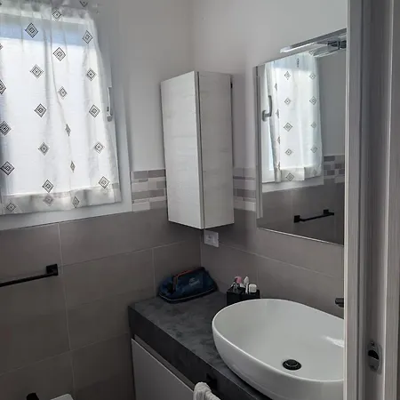 Incanto Sul Mare Lu Bagnu Apartment *